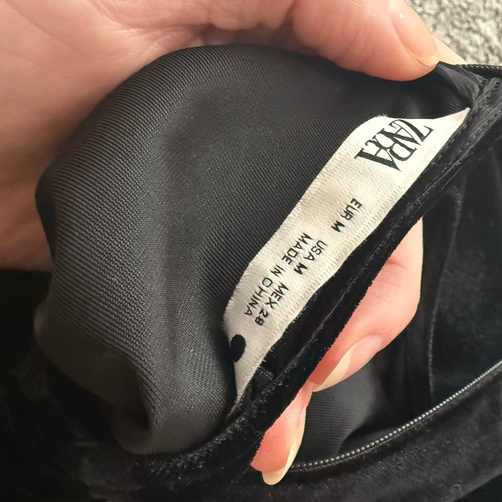 ZARA Velvet Dress ZW Collection Black Size M Ref. 4786/311 Elegant Evening MIDI - Picture 3 of 5